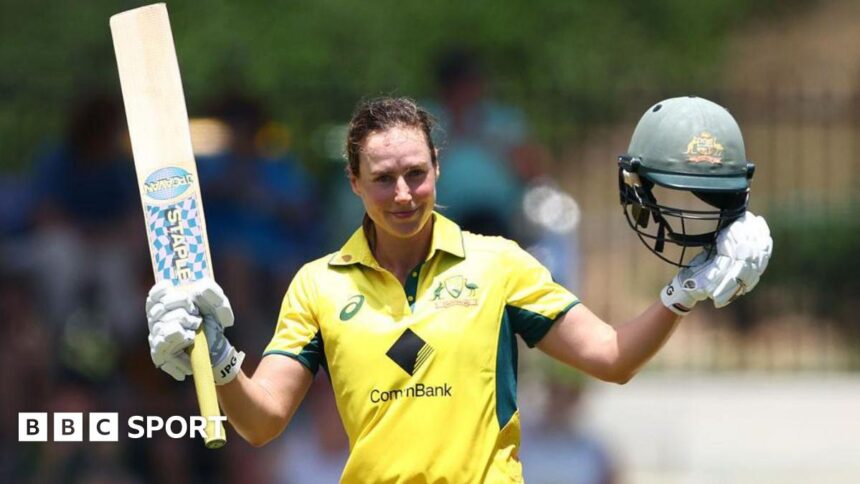 Ellyse Perry: Hampshire Hawks sign Australia all-rounder
